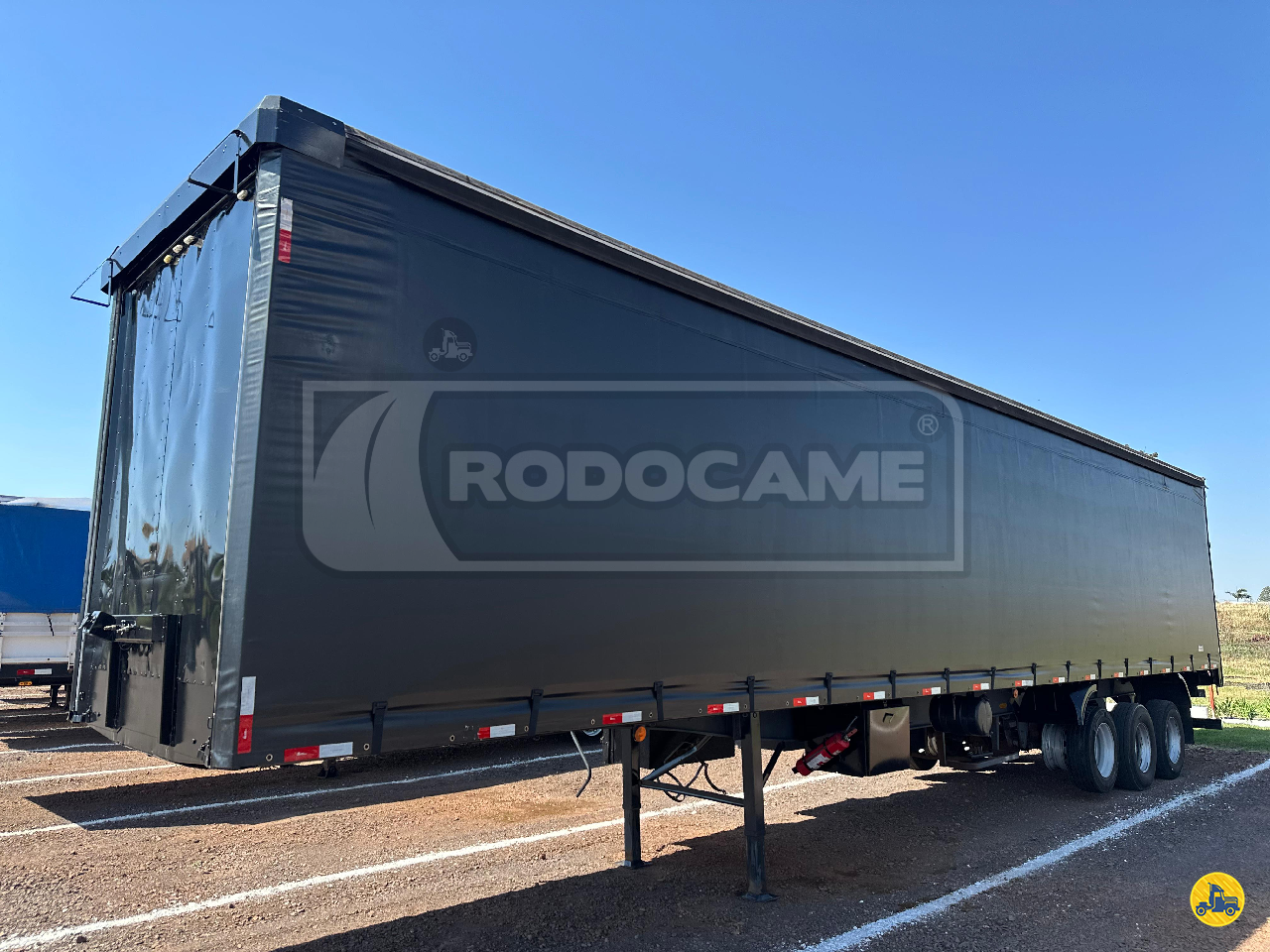 CARRETA SEMI-REBOQUE BAU SIDER Reta Rodocame - Facchini CASCAVEL PARANÁ PR